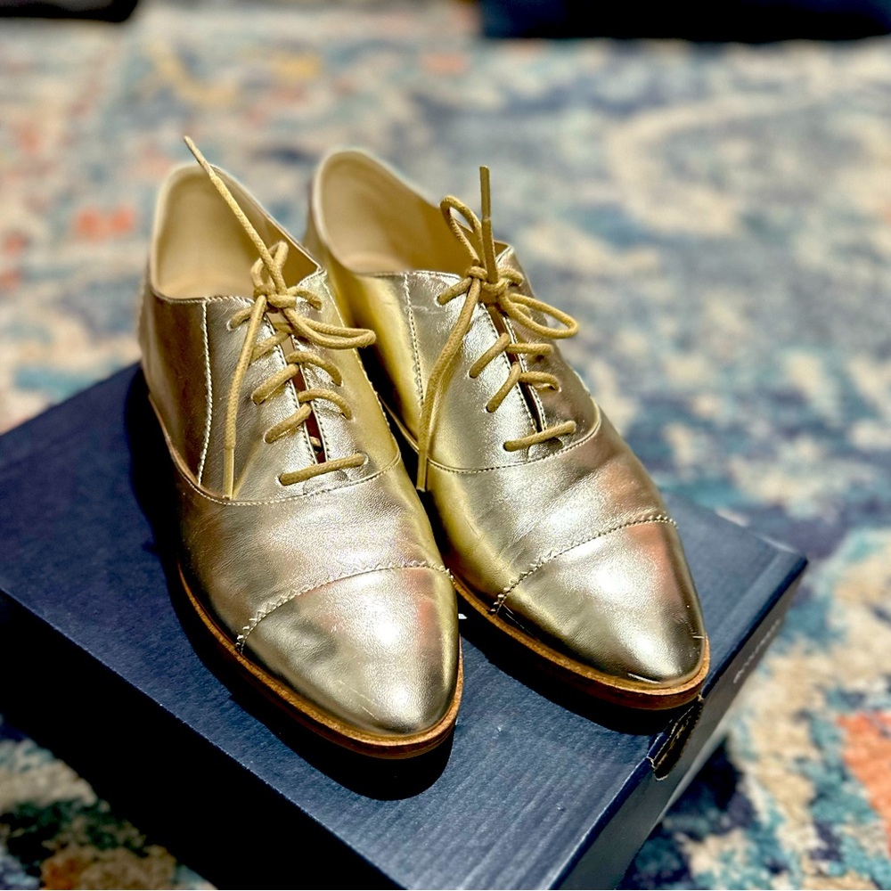 Cole Haan Gold Oxford 👞